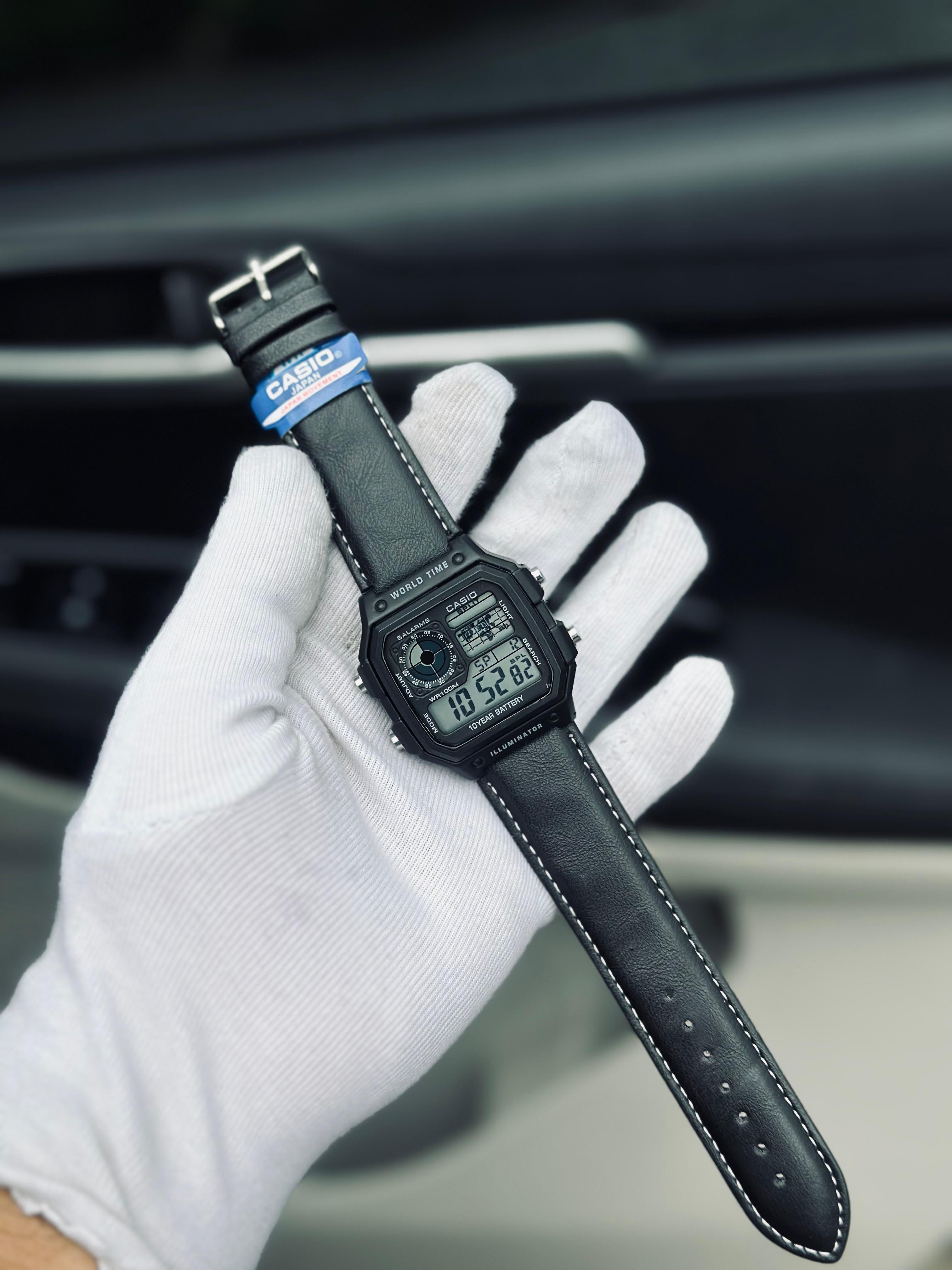 ILLUMINATOR TRENDING DEGITAL LEATHER WATCH