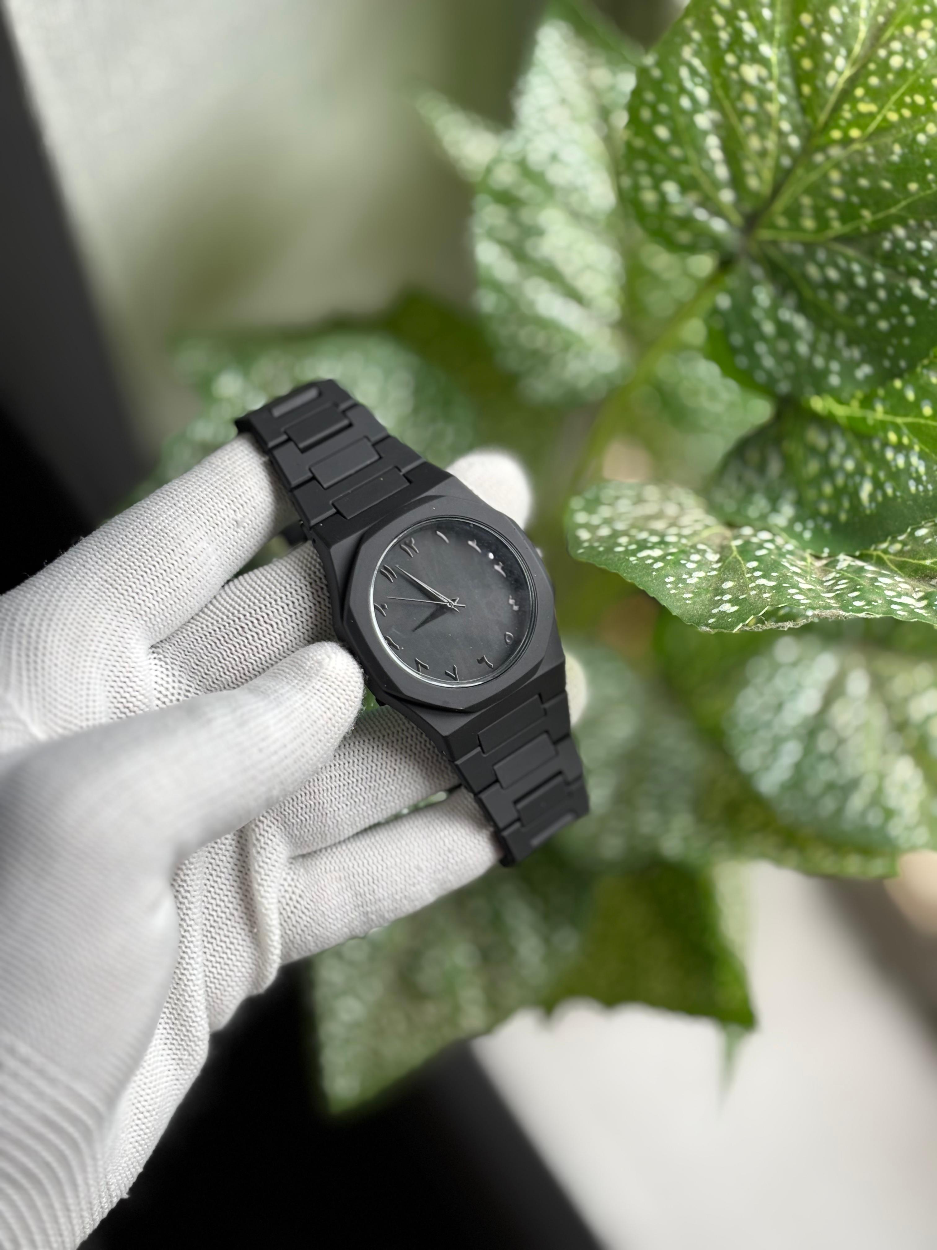 ARABIC AURA Premum stylish black watch